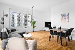 Artistic 2BR Apartment ALESSI I Mercedes & US Army I Family-friendly