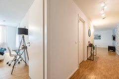 Modern 2BR Apartment LOUIS I Mercedes & US Army I Stuttgart