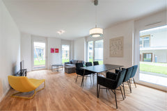 Design 3BR Apartment KNOLL I Terrace I Mercedes & US Army