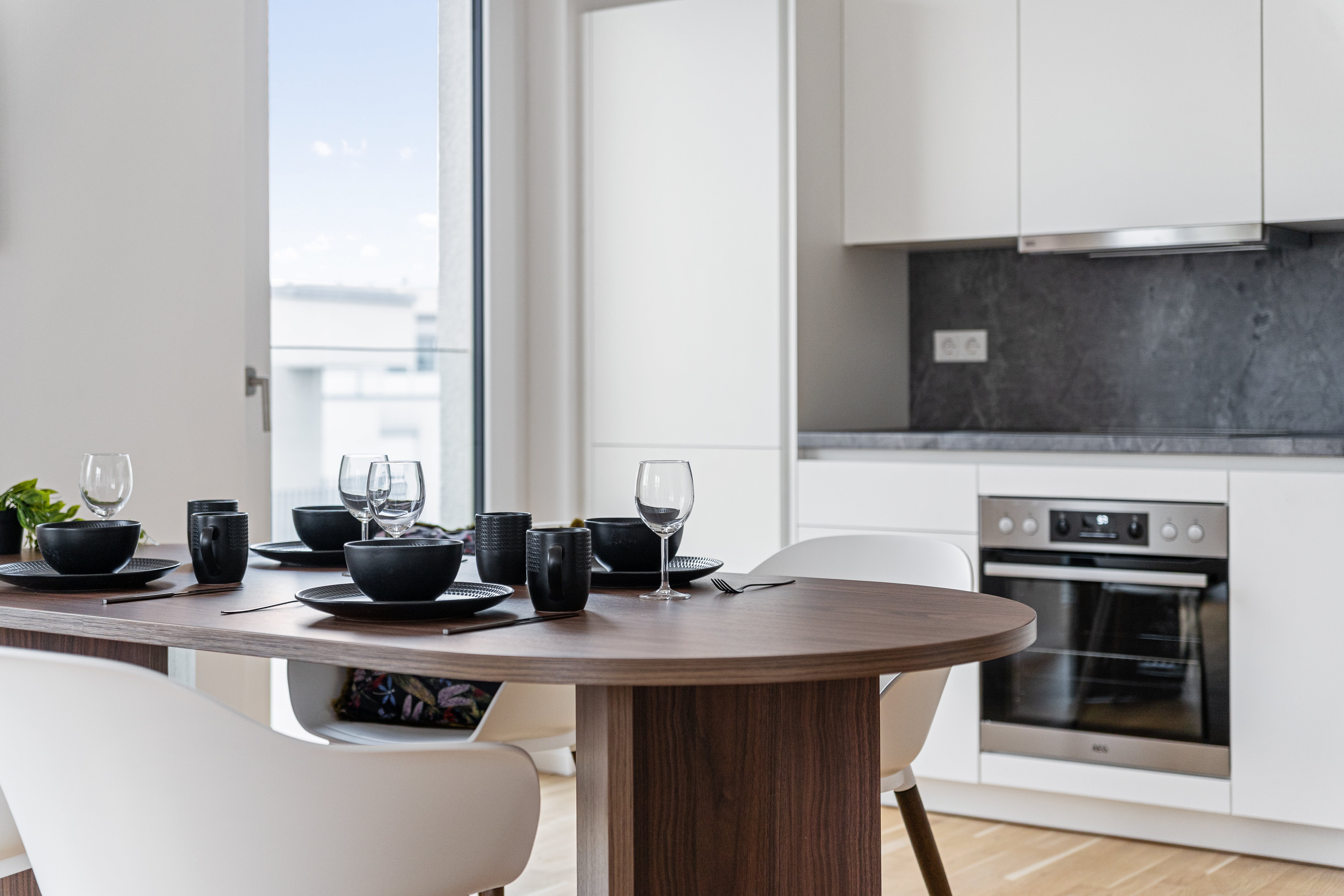 Fashionable 3BR Apartment ART DECÓ I Mercedes & US Army I Family-friendly