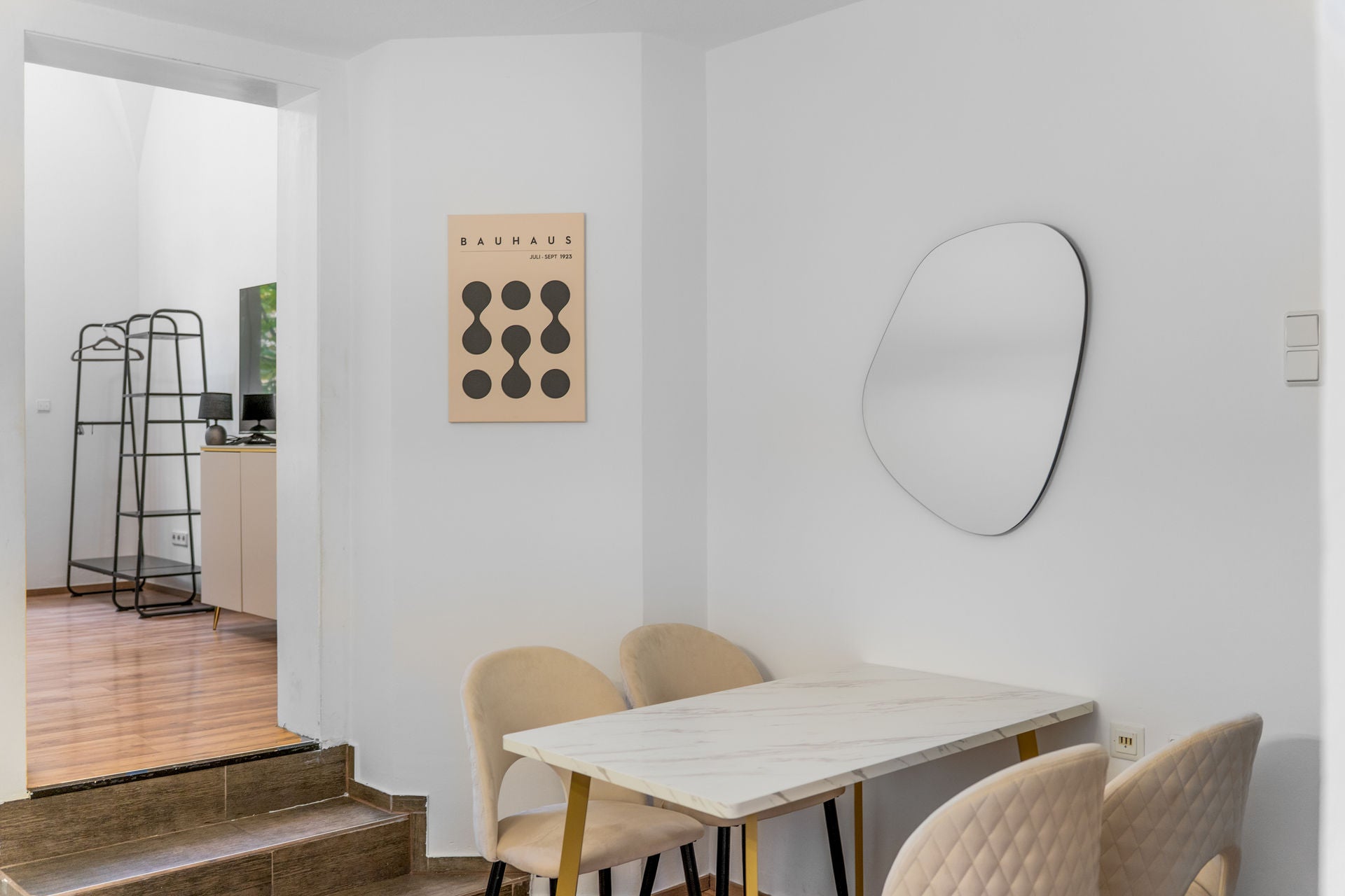 EXQUIS Luxus 3-Zimmer Maisonettewohnung | Stuttgart West Schwabstraße I Famile & Student