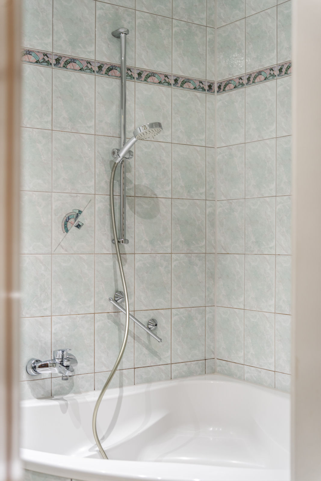 EXQUIS Luxus 3-Zimmer Maisonettewohnung | Stuttgart West Schwabstraße I Famile & Student