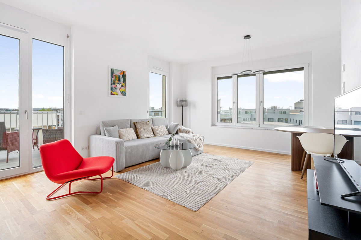 Iconic 2BR Apartment SORI I Mercedes & US Army I Family-friendly
