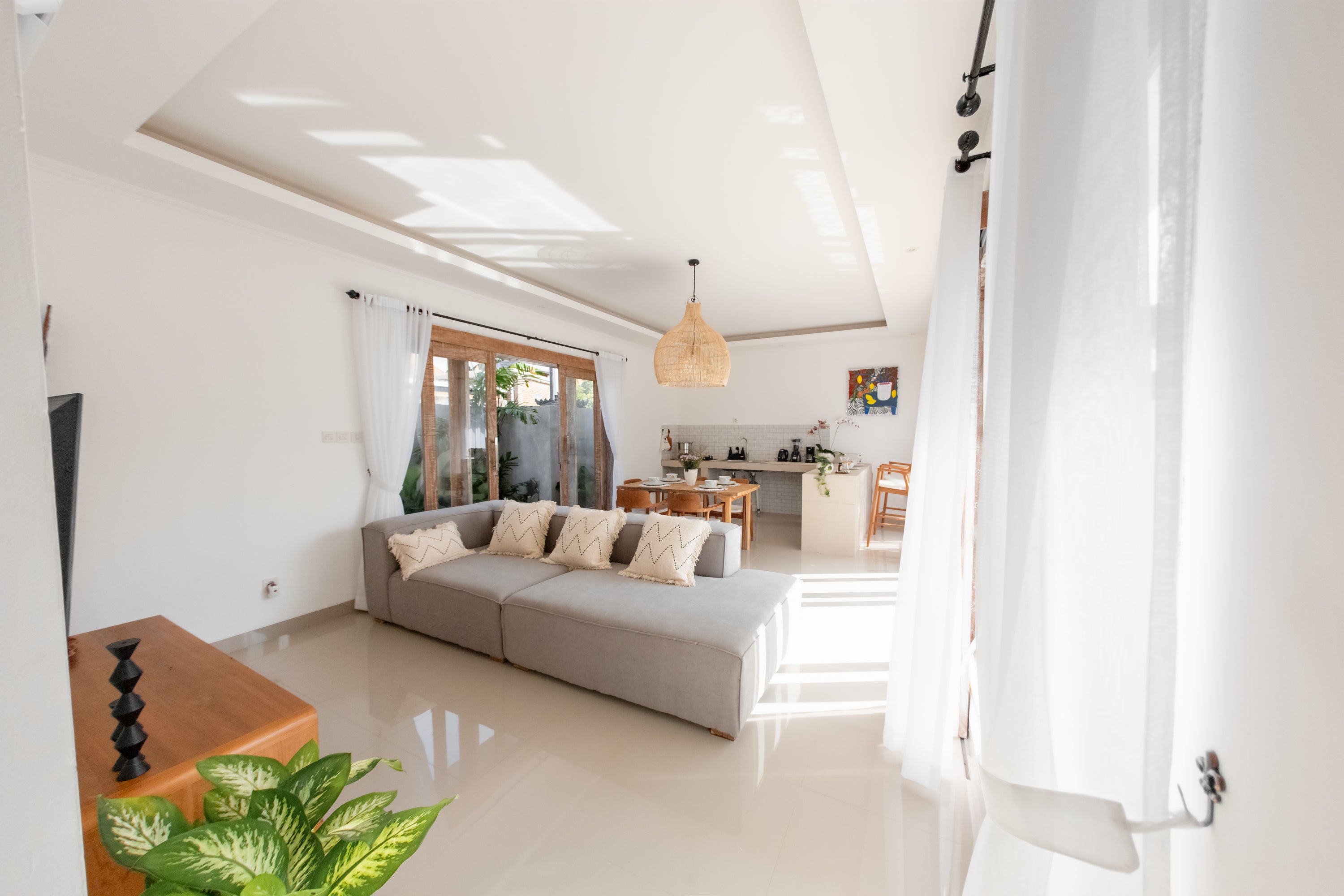 Bali Design 3BR Villa VENTURA I Pool I Garten I Home-Office I TOP-Location I Familienfreundlich