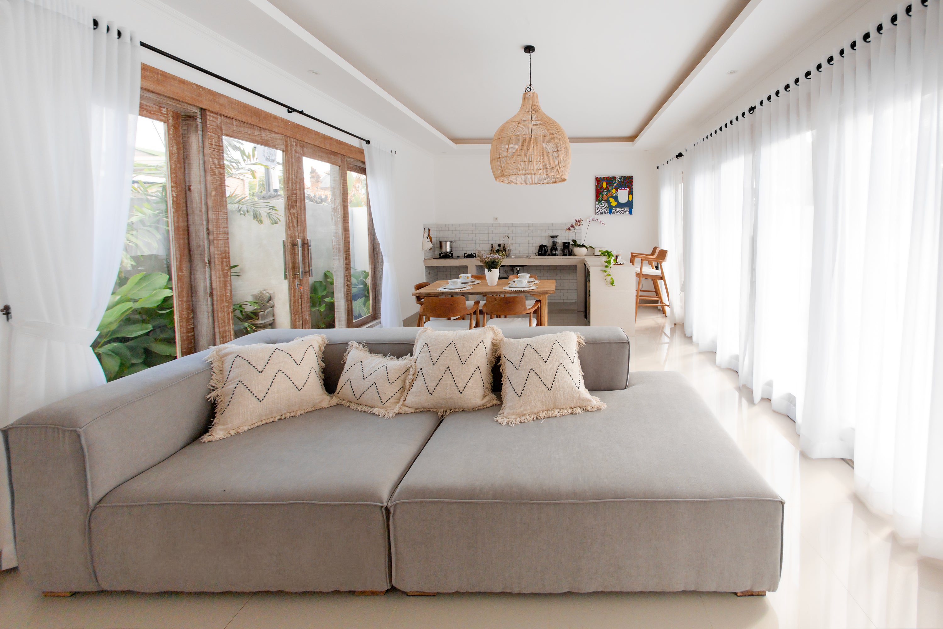 Bali Design 3BR Villa VENTURA I Pool I Garten I Home-Office I TOP-Location I Familienfreundlich