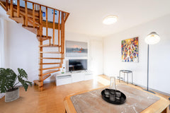 "VITRA" Maisonette apartment I Top location I Home office I Netflix I Family-friendly